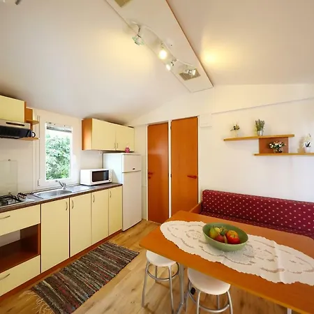Casa de Férias Mobile Grbe
