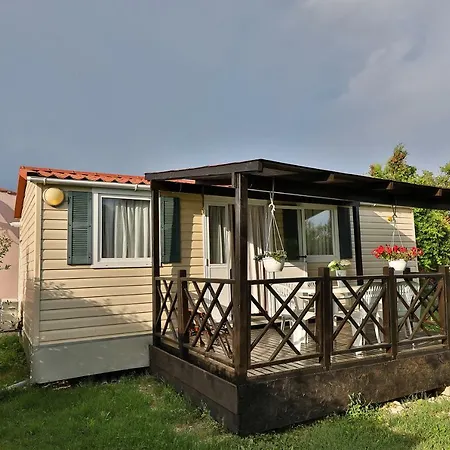 Vikendica Mobile Grbe Nin