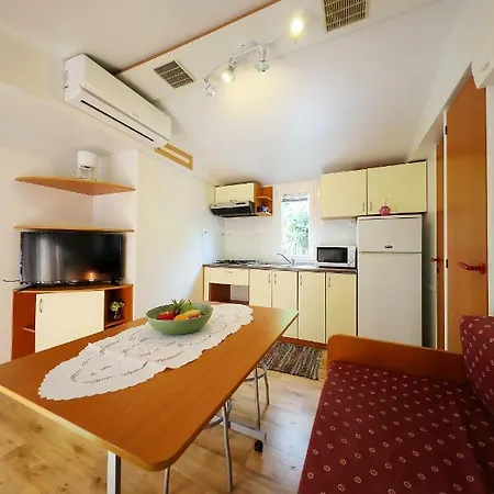 Mobile Grbe Vakantiehuis Nin